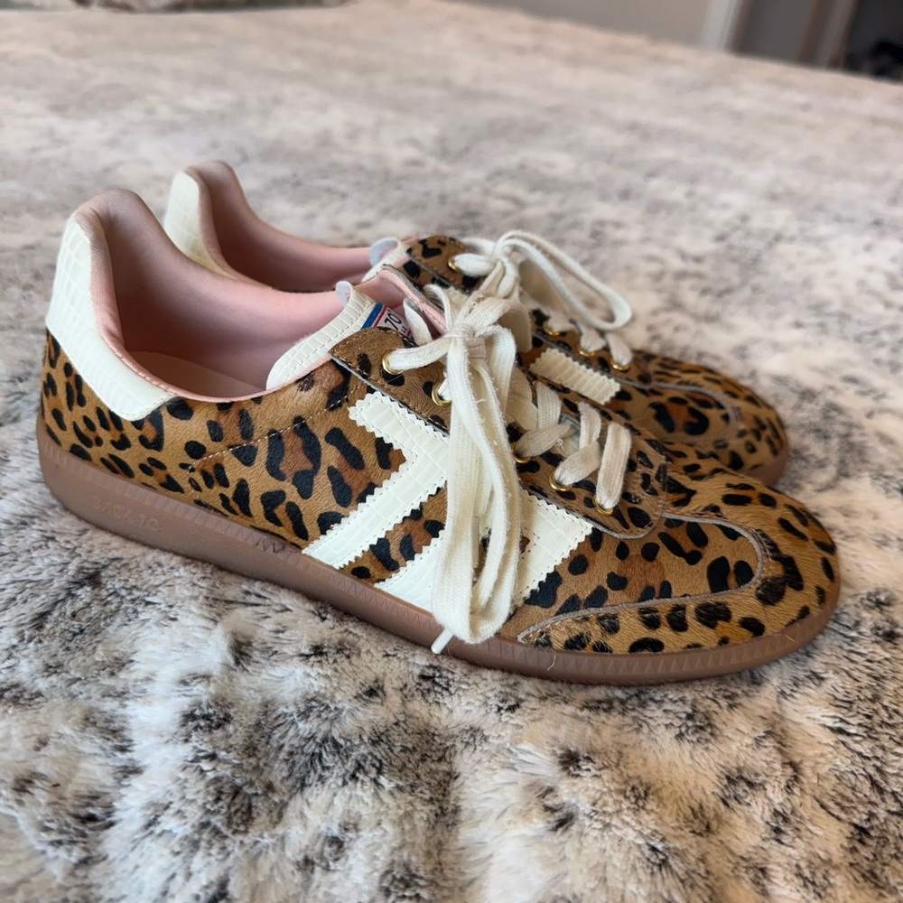 Back 70 Leopard Print Sneakers